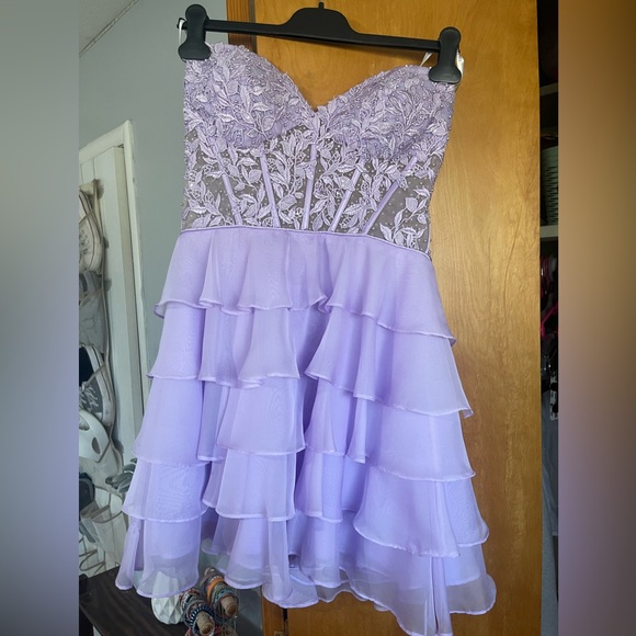 Sherri Hill Lilac Lace Tiered Dress - Picture 2 of 4